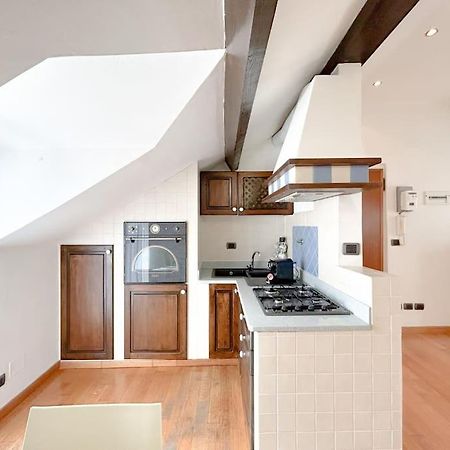 Elegante Mansarda 300Mt Dal Mare - Centro - Wifi Daire Savona Dış mekan fotoğraf