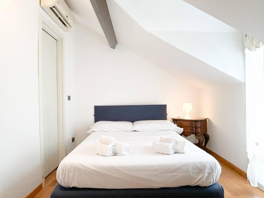 Elegante Mansarda 300Mt Dal Mare - Centro - Wifi Daire Savona Dış mekan fotoğraf