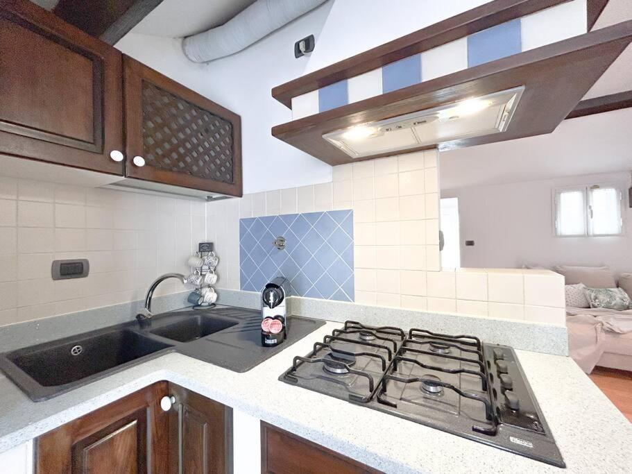 Elegante Mansarda 300Mt Dal Mare - Centro - Wifi Daire Savona Dış mekan fotoğraf